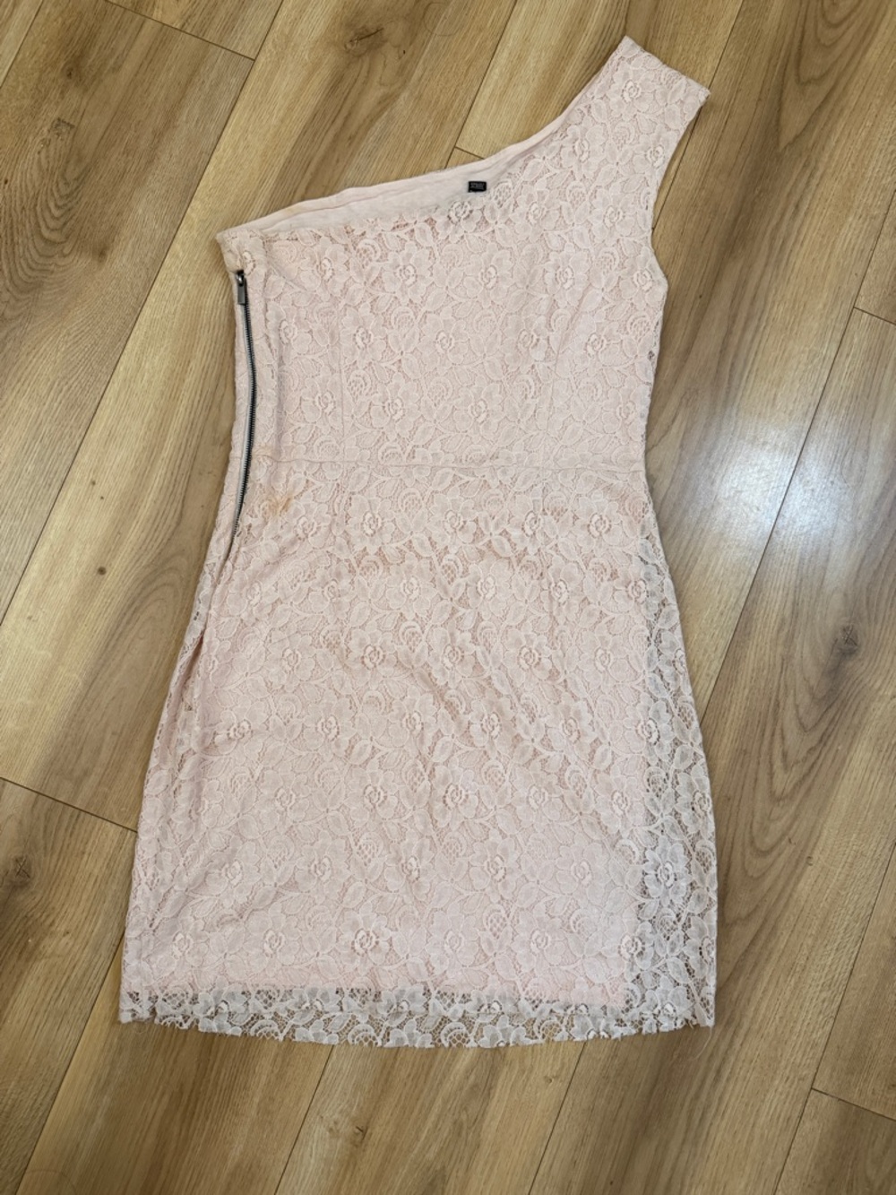 Mango One-Shoulder Lace Dress in Light Pink